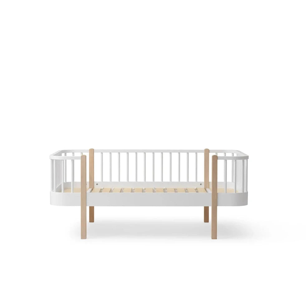 OLIVER FURNITURE - Lit Banquette Junior Wood Original, Blanc/Chêne - Les Petits