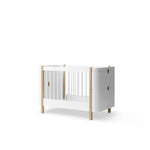 OLIVER FURNITURE - Lit Bébé Évolutif Wood Mini+, Avec Kit Junior Inclus, Blanc/Chêne - Les Petits