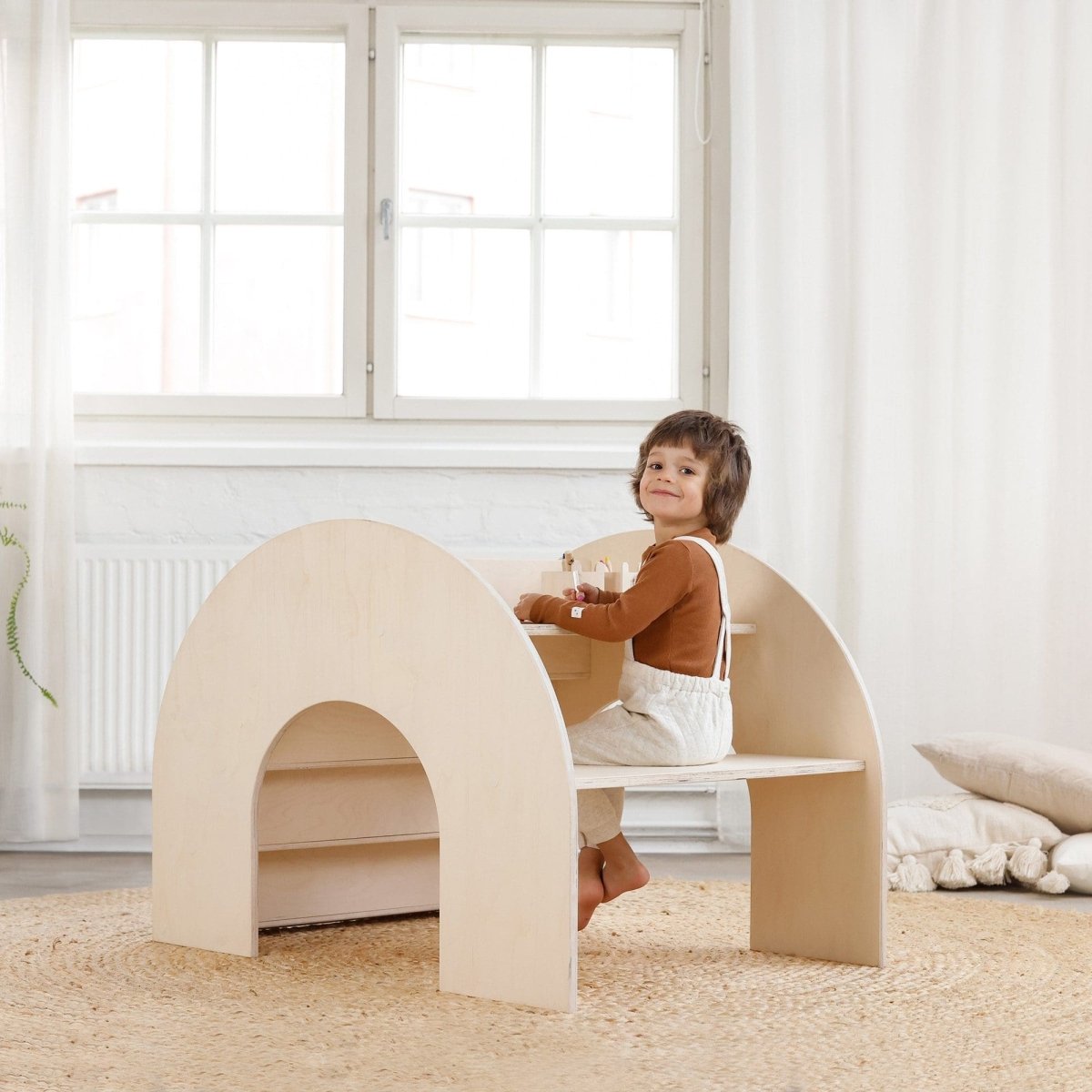 Fusée : une bibliothèque sur-mesure en bois pour enfant !